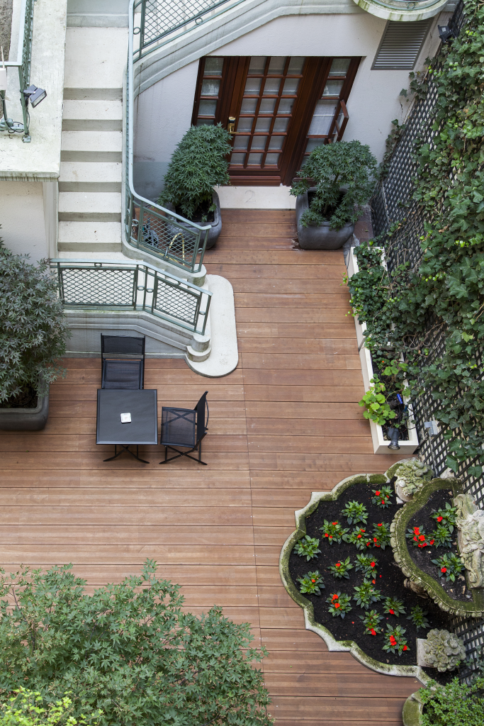 jardin paris hotel renové agence specialisée jardin interieur travaux d'embellissement travaux de mise aux normes